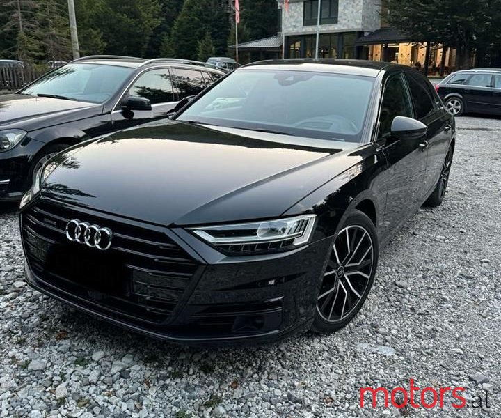 2019' Audi A8 photo #5