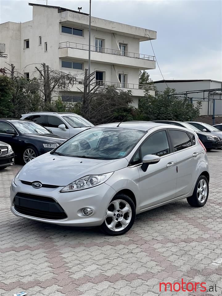 2010' Ford Fiesta photo #1