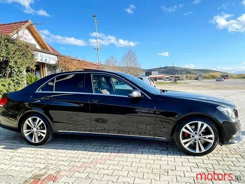2015' Mercedes-Benz E 250 photo #1