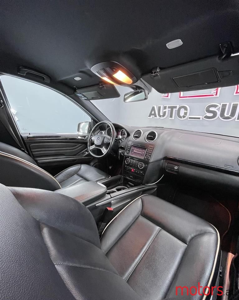 2010' Mercedes-Benz ML 350 photo #3