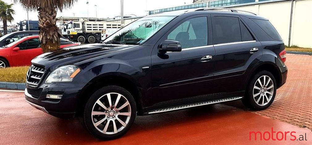 2011' Mercedes-Benz ML 350 photo #1