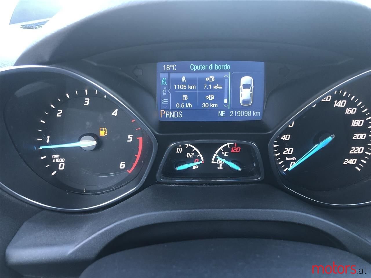 2013' Ford Kuga photo #2