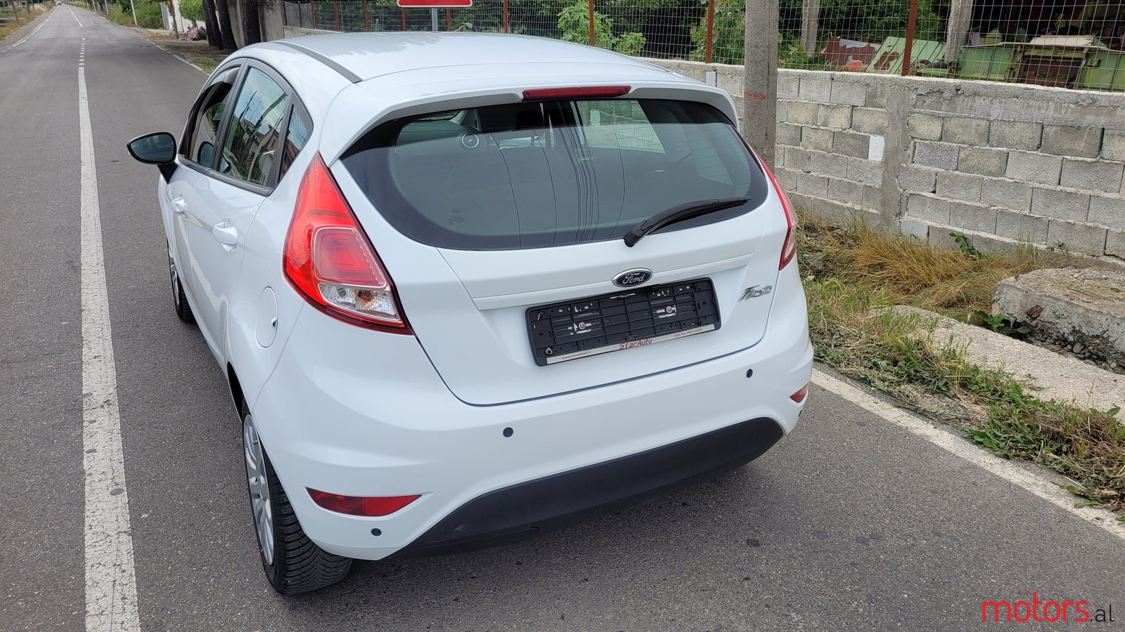 2013' Ford Fiesta photo #4