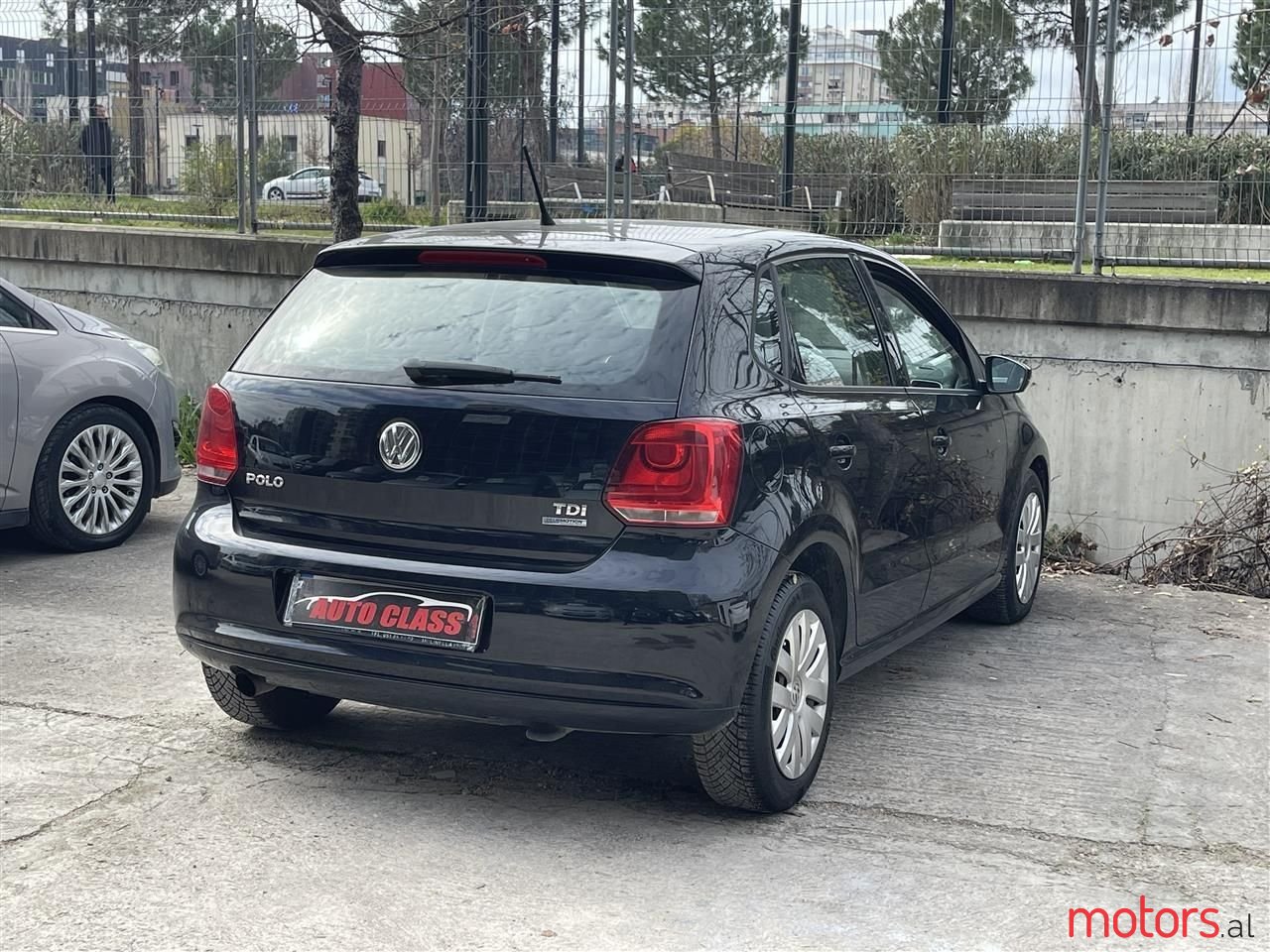 2010' Volkswagen Polo photo #3