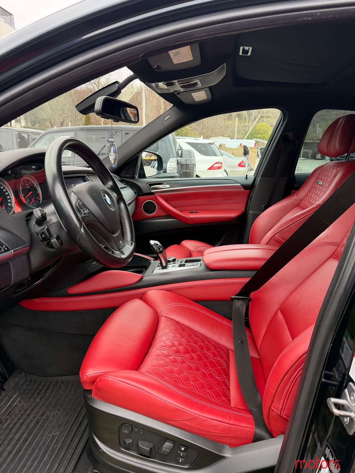 2012' BMW X6 photo #2