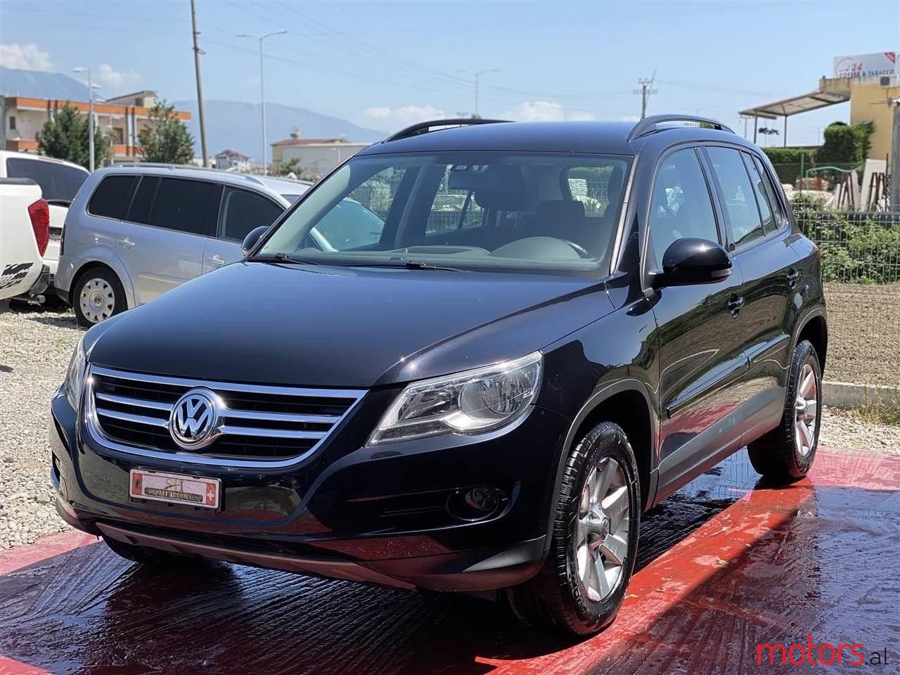 2007' Volkswagen Tiguan photo #1