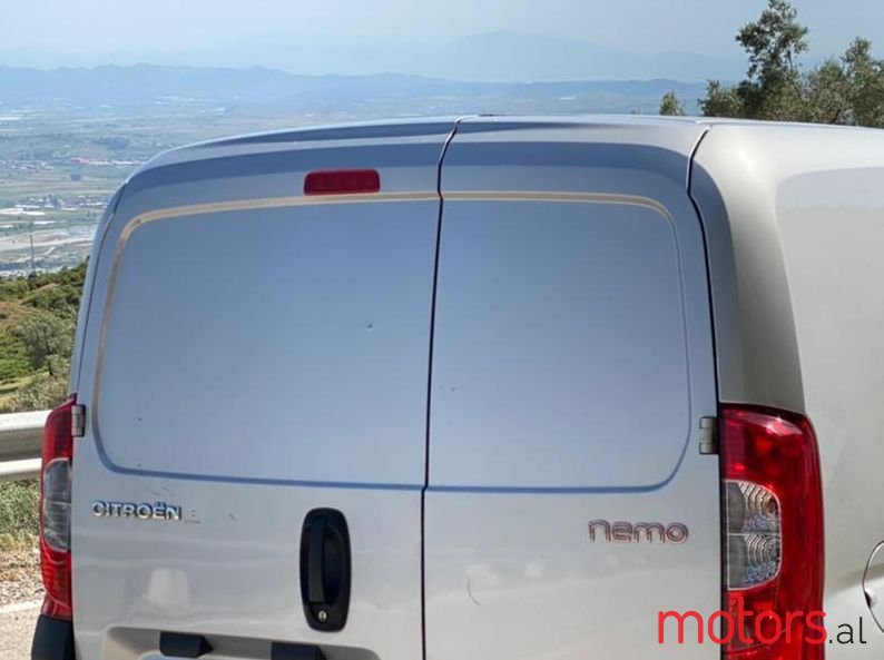 2011' Citroen Nemo photo #3