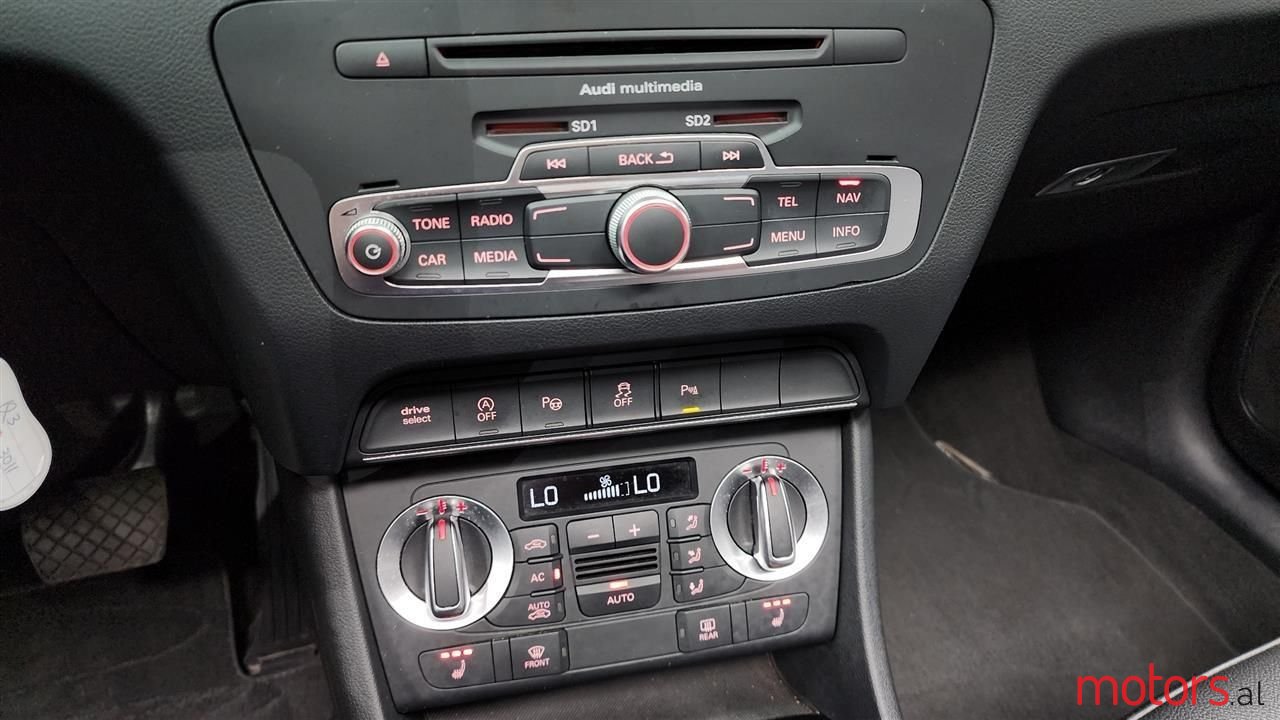 2012' Audi Q3 photo #4