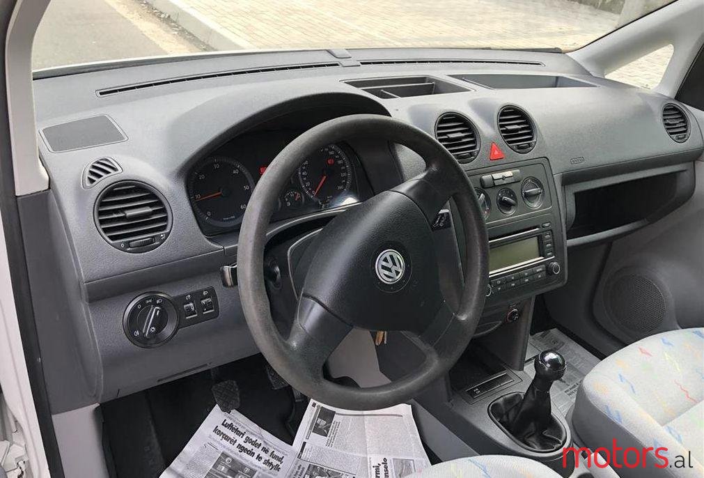 2009' Volkswagen Caddy photo #1