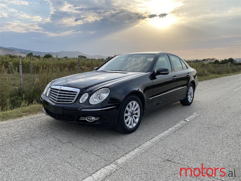 2008' Mercedes-Benz E 280 photo #6