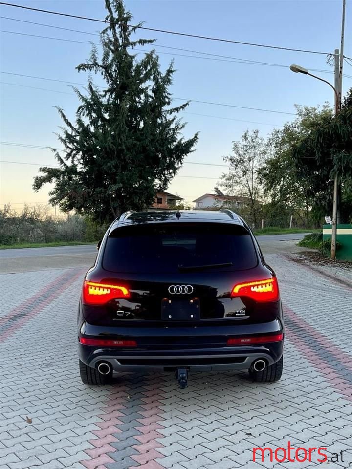 2012' Audi Q7 photo #3