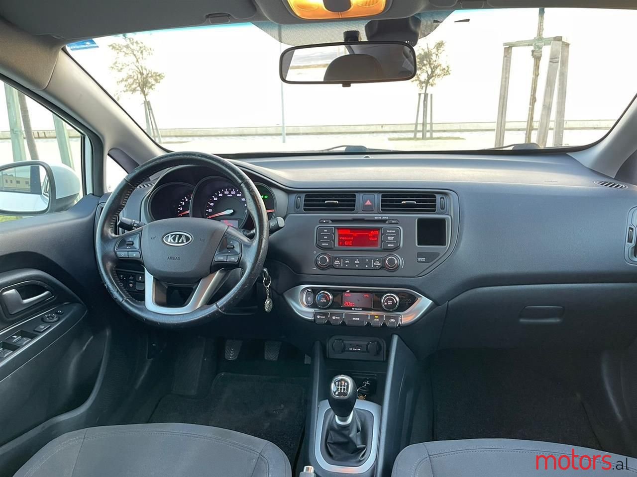 2013' Kia Rio photo #4