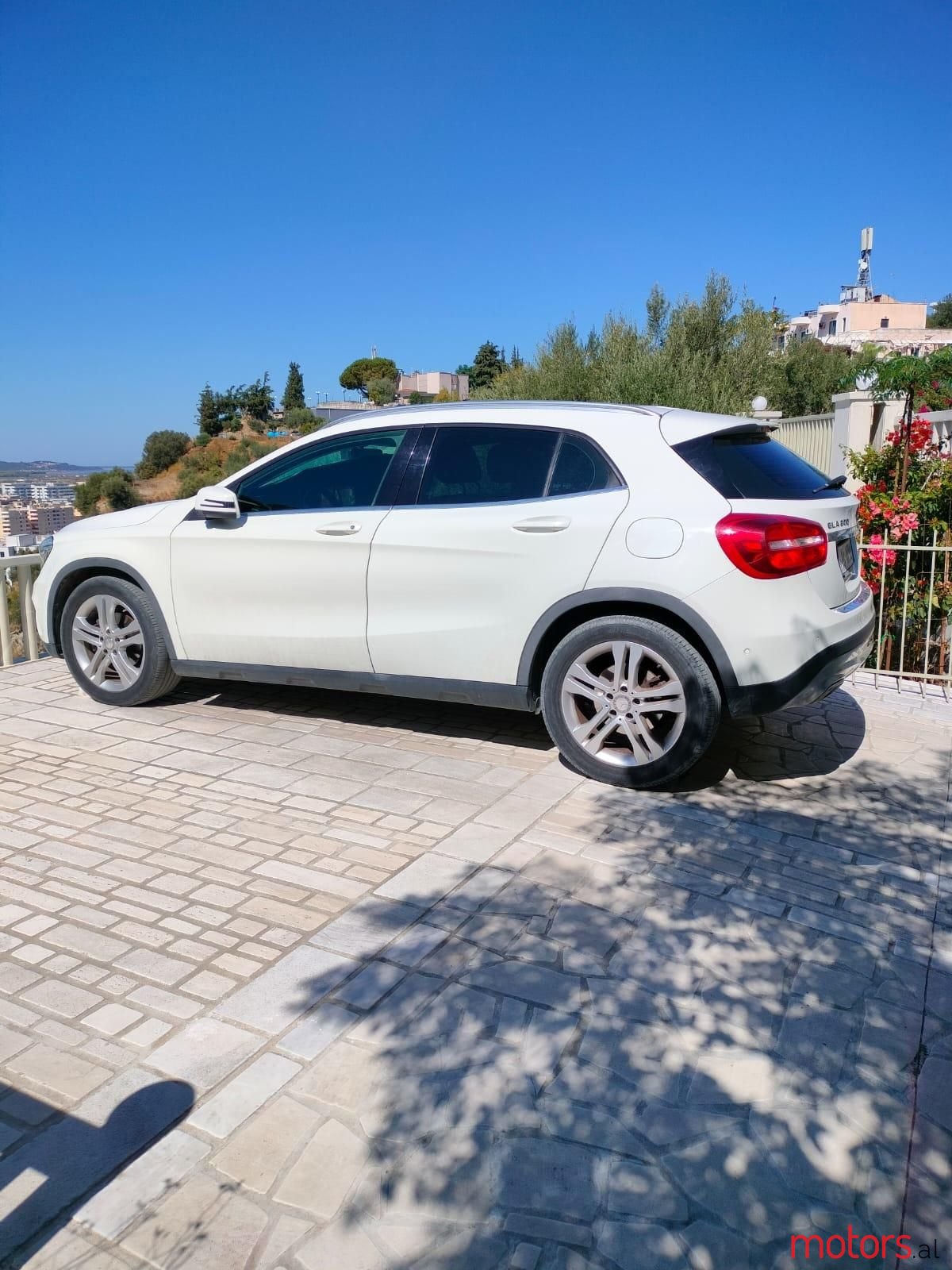 2015' Mercedes-Benz GLA 200 photo #4