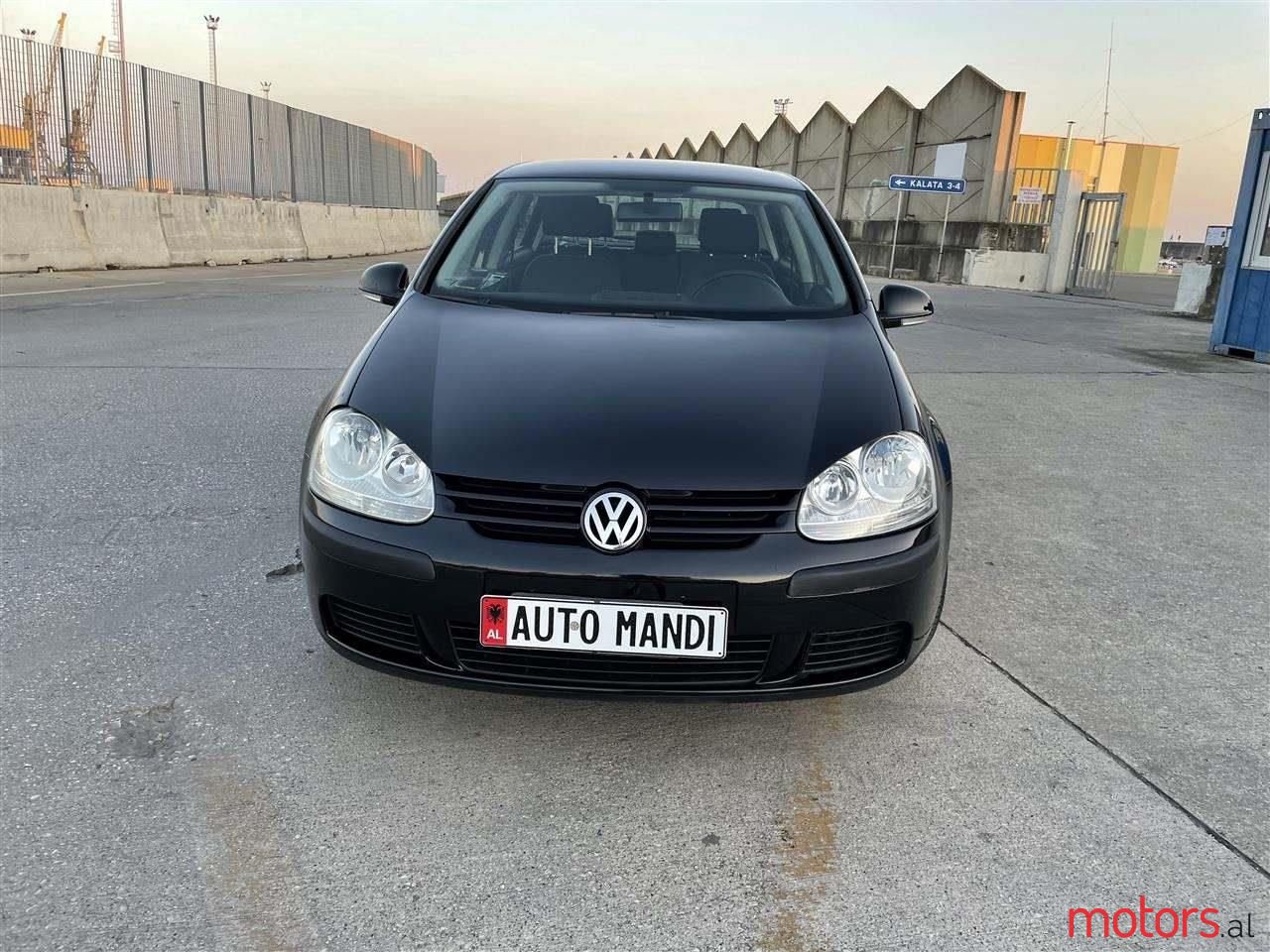 2005' Volkswagen Golf photo #1