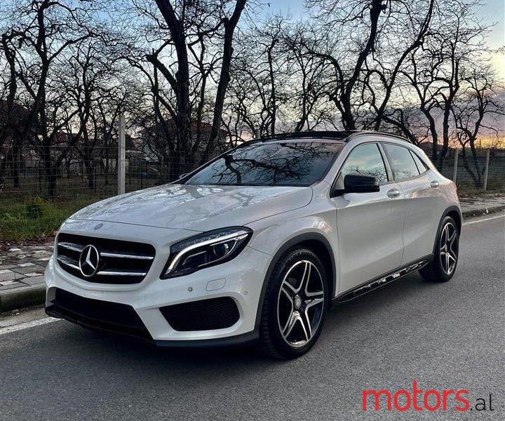2017' Mercedes-Benz GLA 200 photo #3