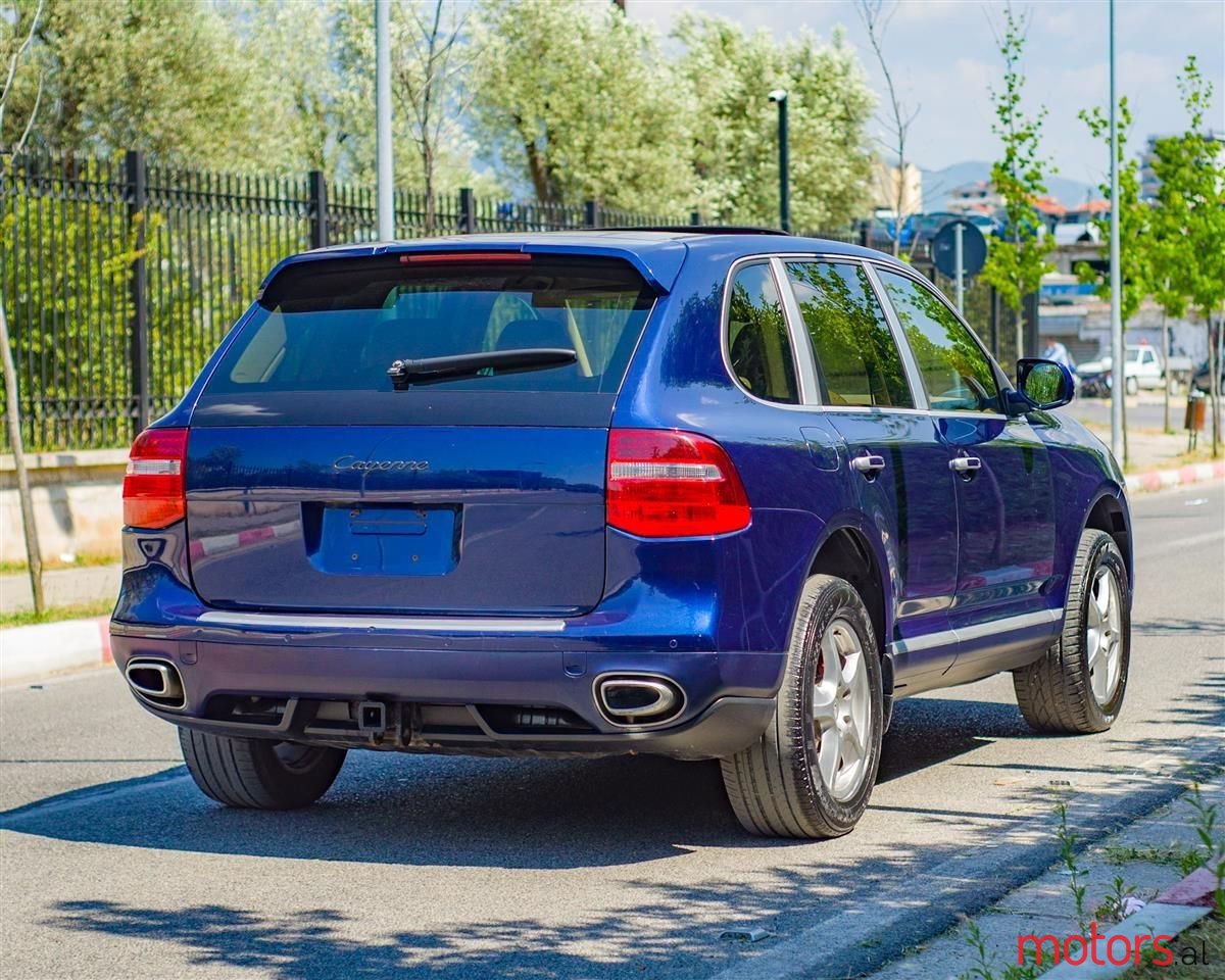 2010' Porsche Cayenne photo #6