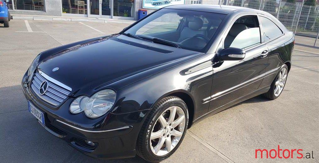 2005' Mercedes-Benz C 220 photo #1