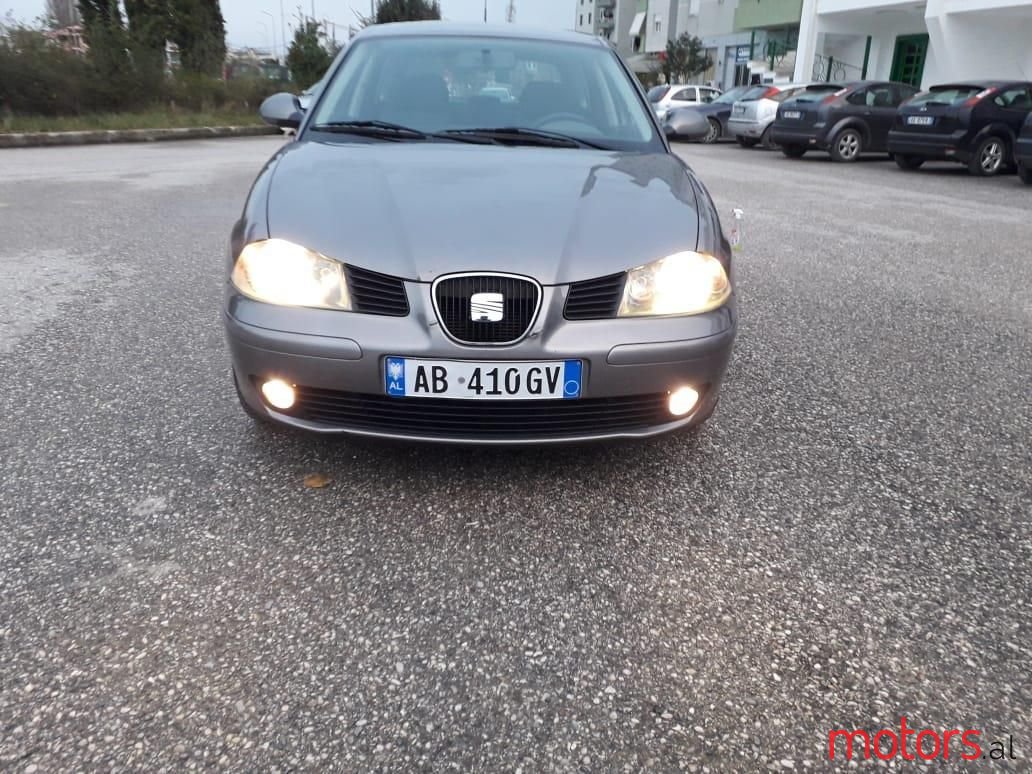 2005' SEAT Ibiza photo #1