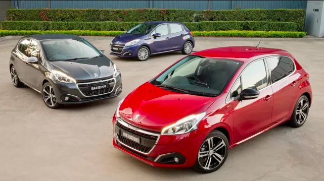 Peugeot heq dorë nga versioni me tri dyer te modeli 208