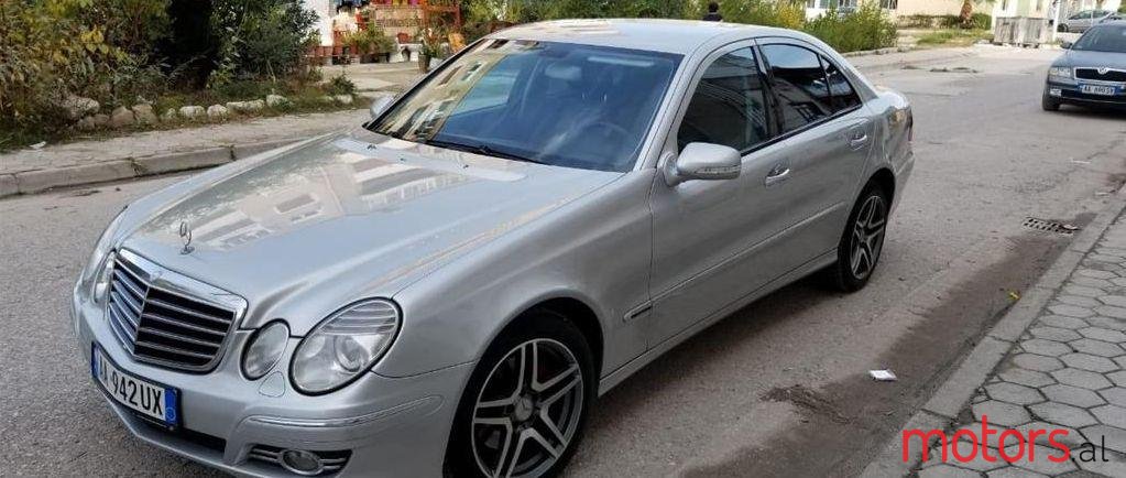 2009' Mercedes-Benz E 280 photo #1