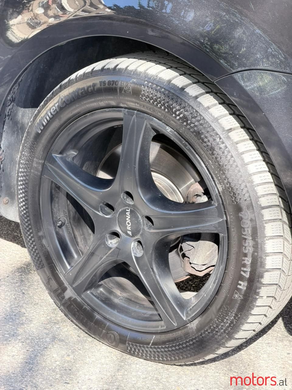 2009' Volkswagen Touran photo #5