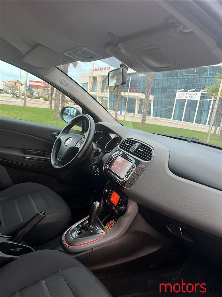 2011' Fiat Bravo photo #3