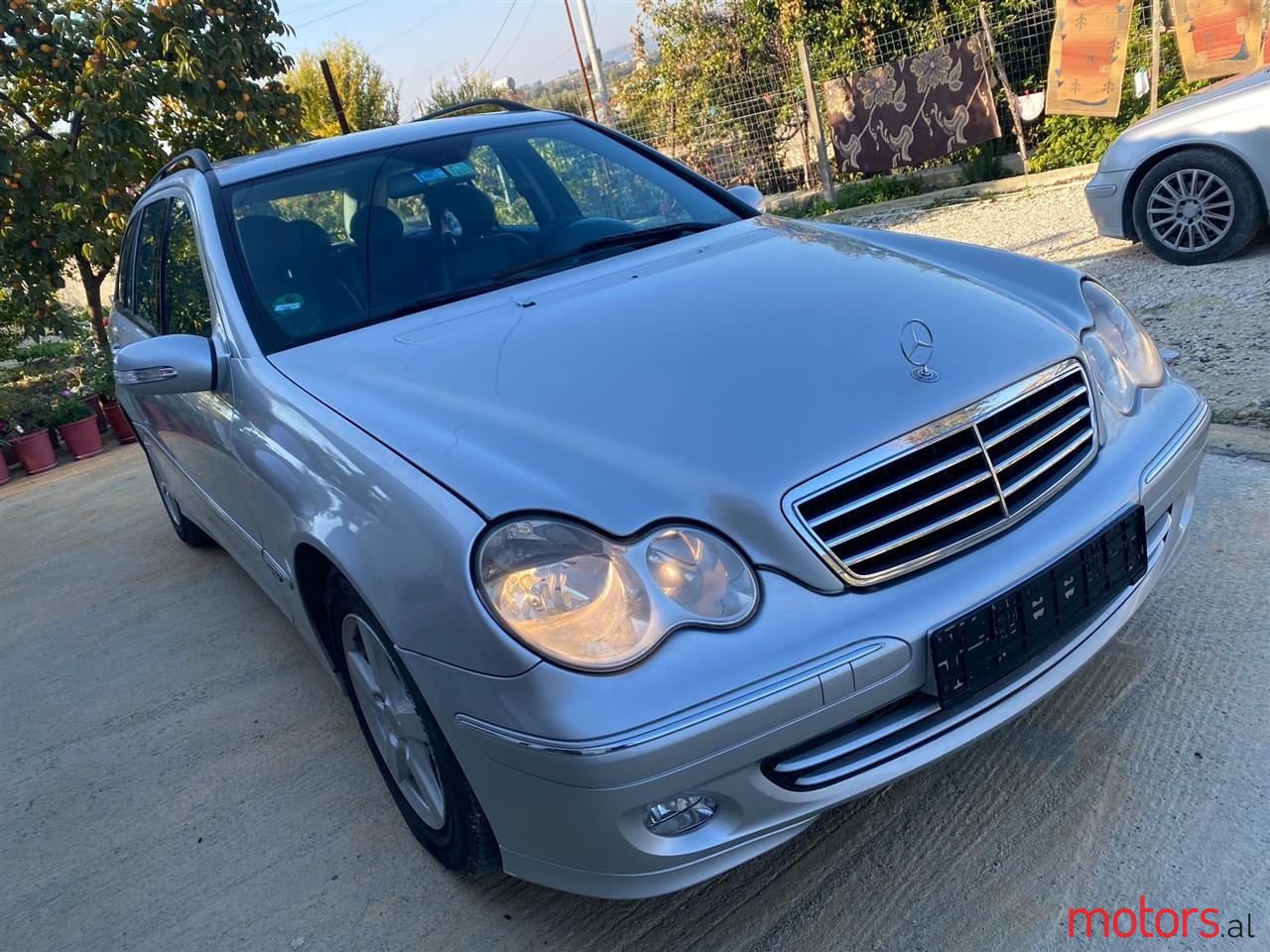 2005' Mercedes-Benz C 220 photo #3