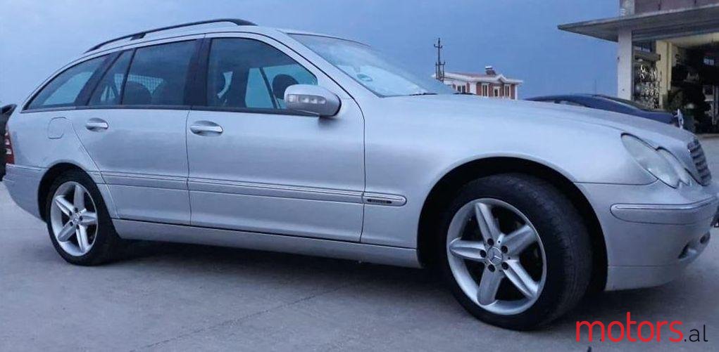 2001' Mercedes-Benz C 200 photo #2