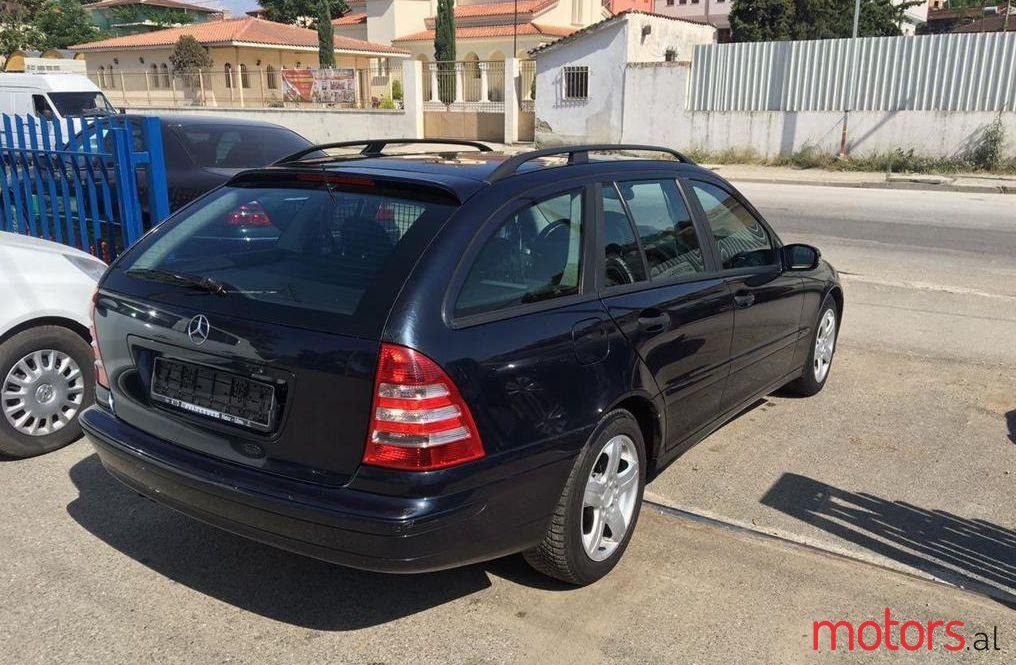 2005' Mercedes-Benz C 220 photo #2