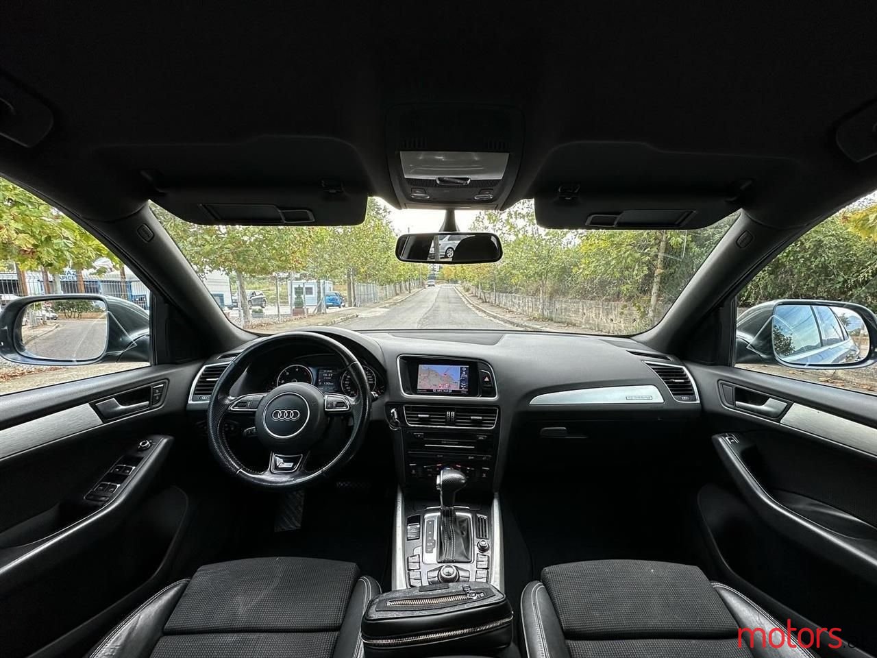 2012' Audi Q5 photo #2