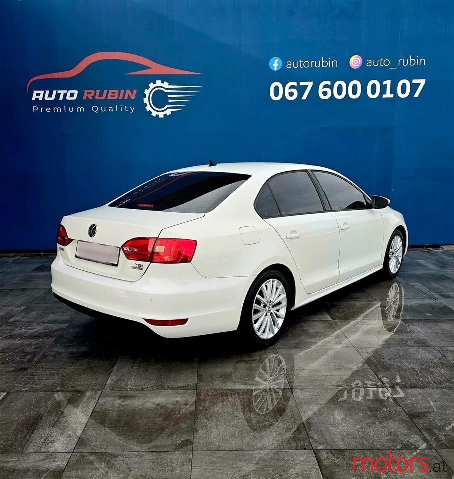 2013' Volkswagen Jetta photo #6