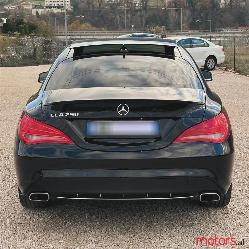 2014' Mercedes-Benz CLA 250 photo #6