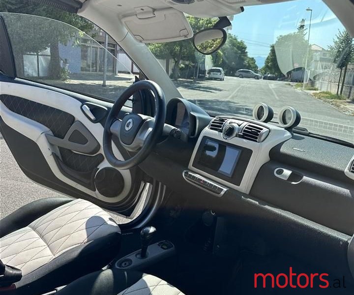 2010' Smart Fortwo photo #5