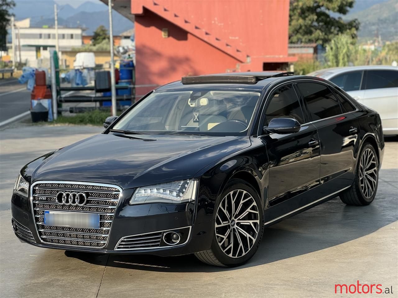 2011' Audi A8 photo #1