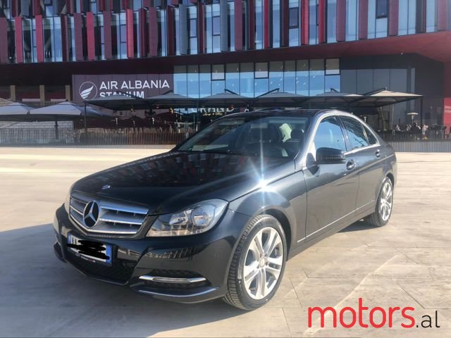 2012' Mercedes-Benz C-Class photo #3