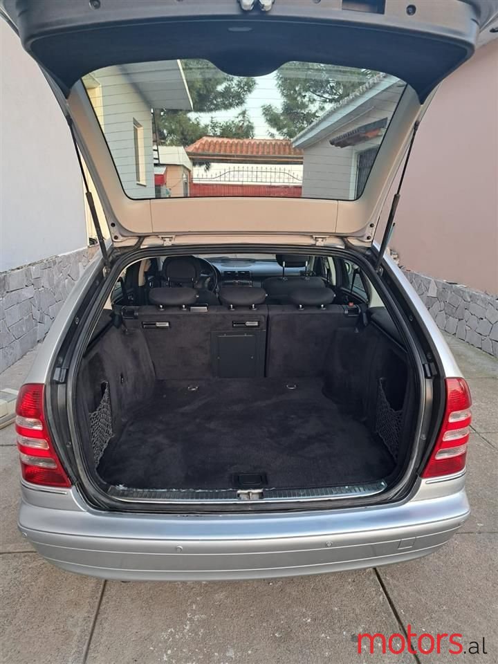 2005' Mercedes-Benz C 220 photo #6
