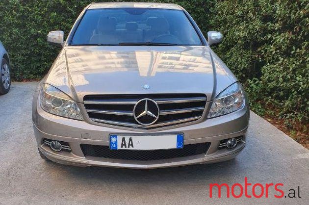 2008' Mercedes-Benz C-Class photo #1
