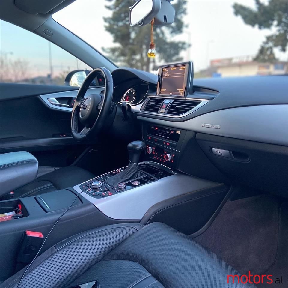 2011' Audi A7 photo #5