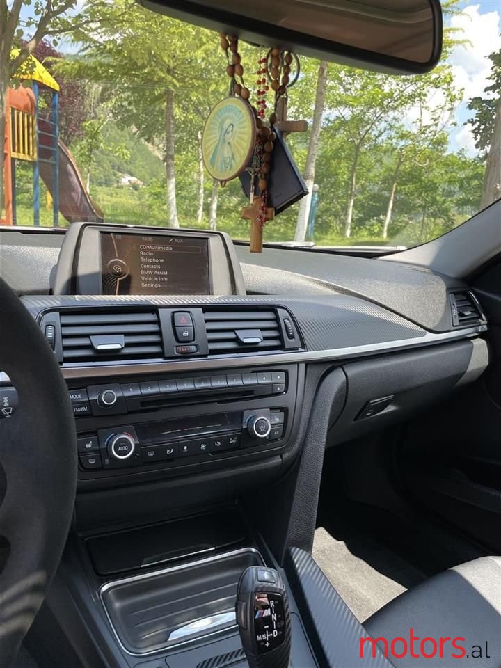 2014' BMW 328 photo #5