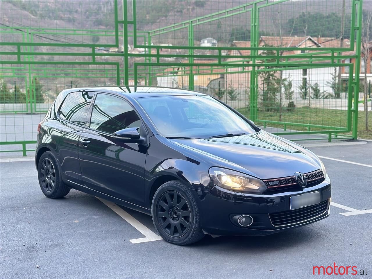 2010' Volkswagen Golf photo #4