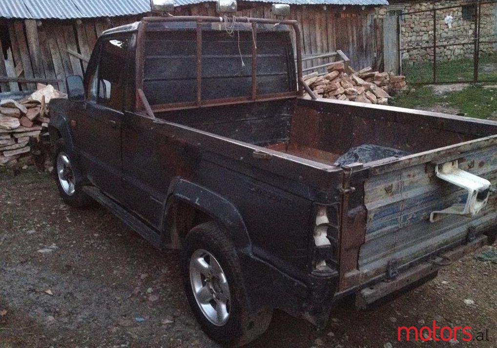 1994' Isuzu Trooper photo #1