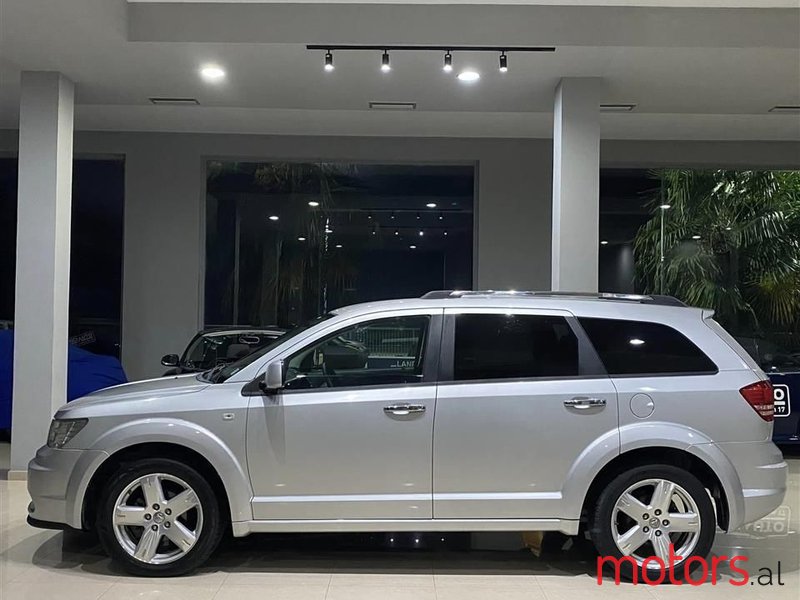 2010' Dodge Journey photo #4