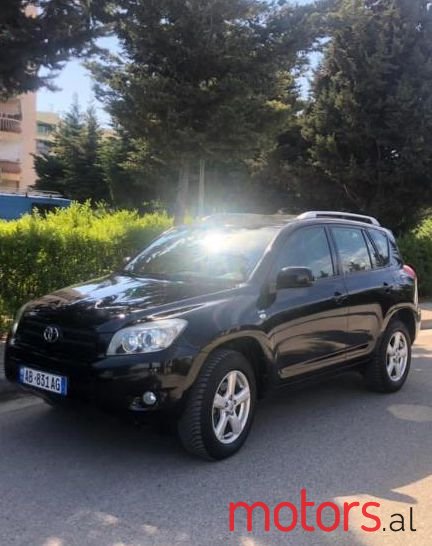 2006' Toyota RAV4 photo #1