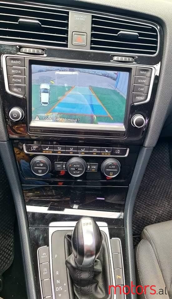 2013' Volkswagen Golf photo #4