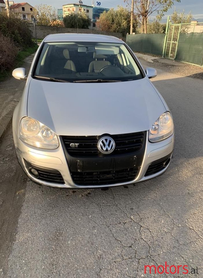 2006' Volkswagen Golf photo #3