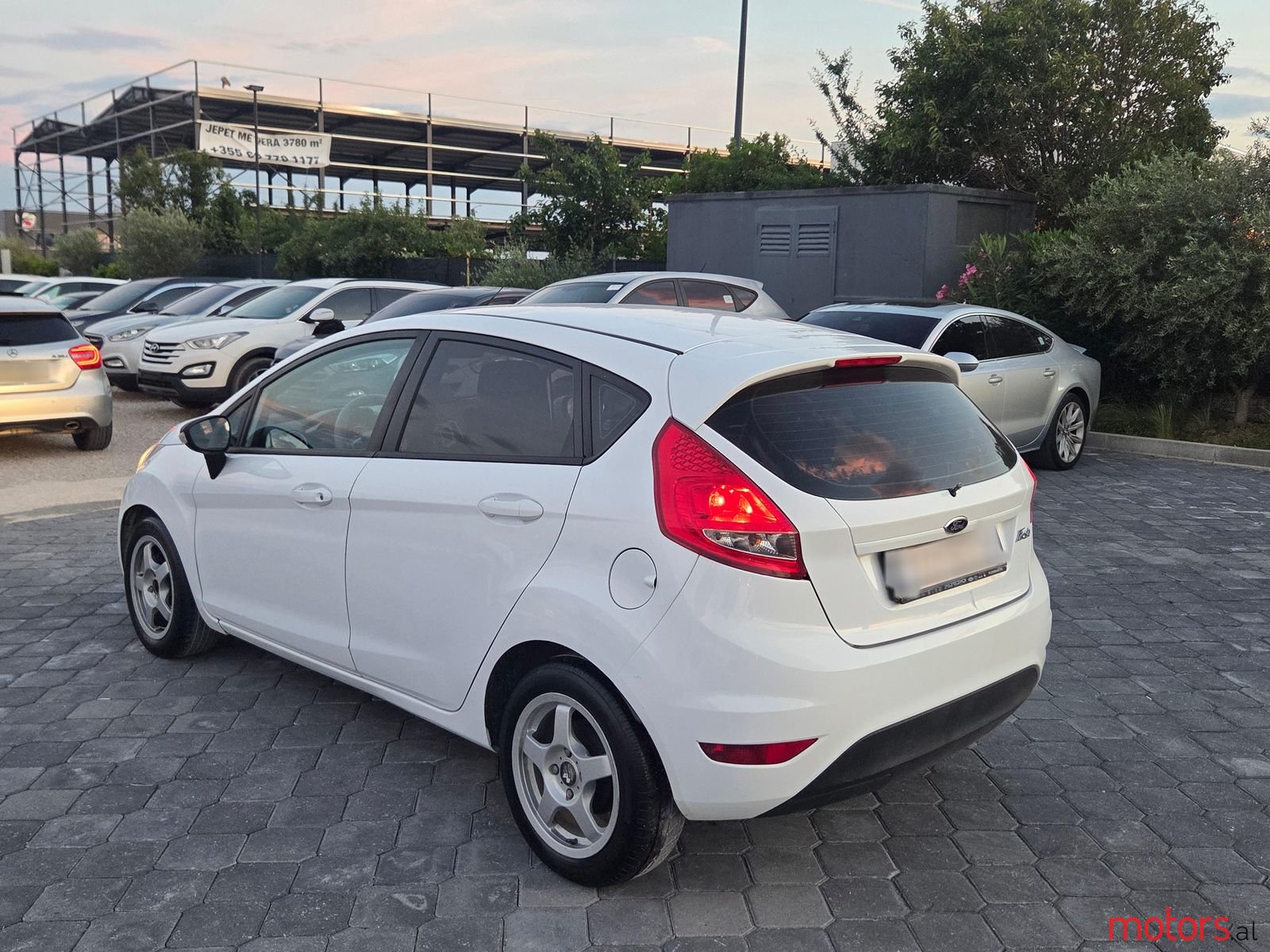2012' Ford Fiesta photo #3