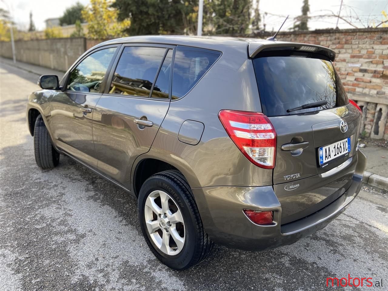 2011' Toyota RAV4 photo #3