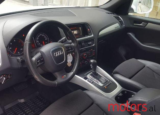 2009' Audi Q5 photo #2
