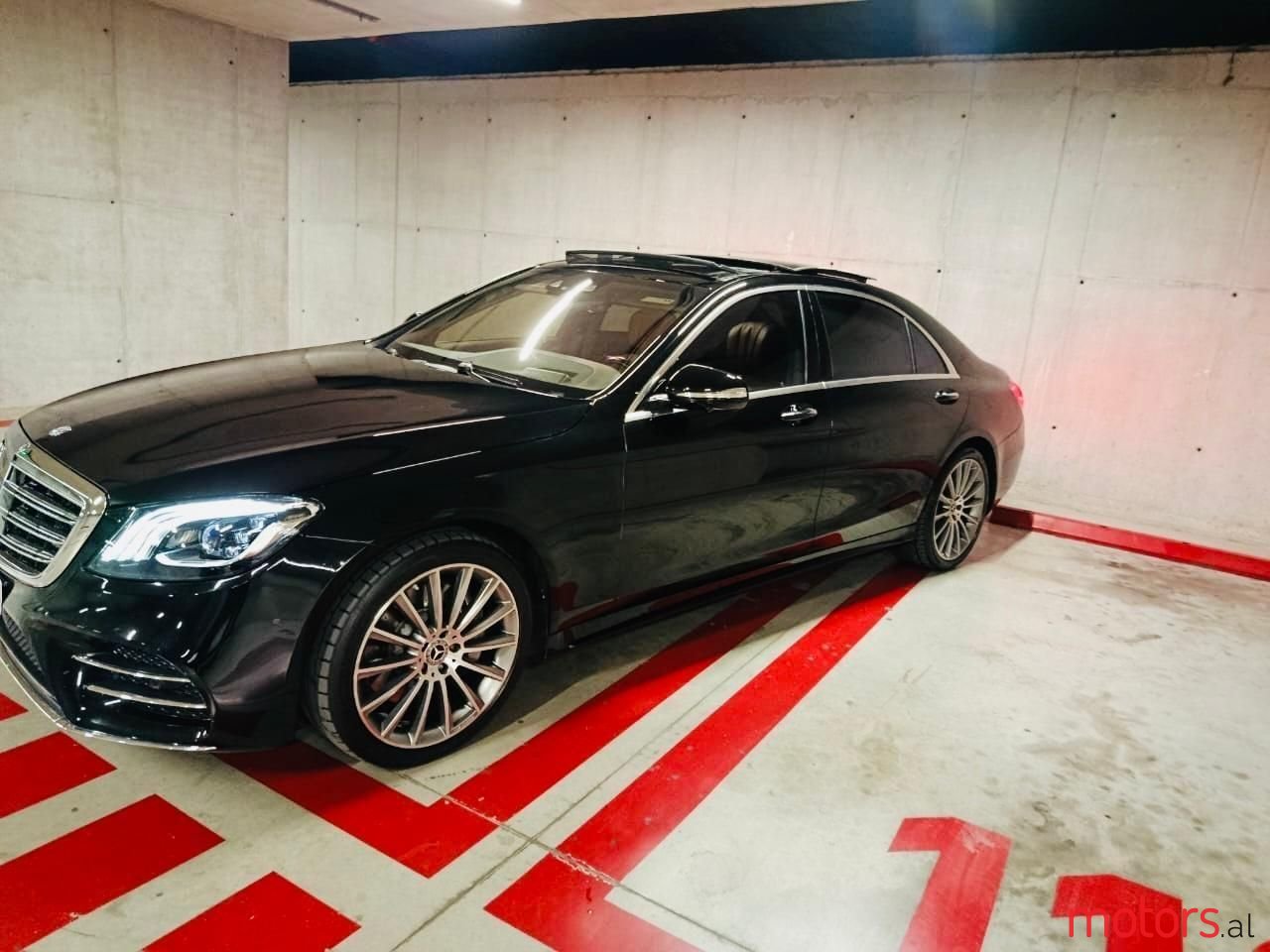 2015' Mercedes-Benz S 550 photo #3