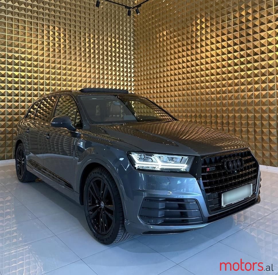 2017' Audi Q7 photo #1